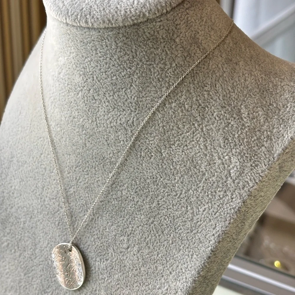 Tiffany & Co. Round Notes Pendant Necklace 16